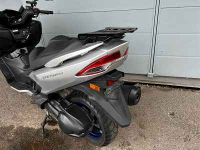 Suzuki Burgman 400 2021