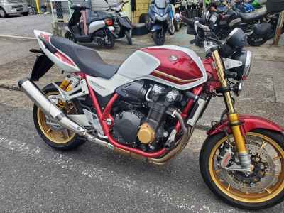 Honda CB1300SF 2023