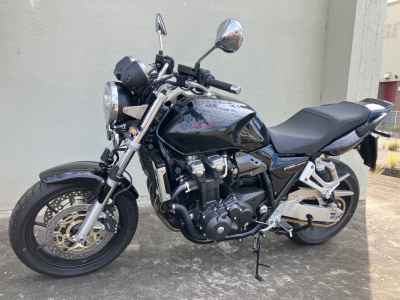 Honda CB1300SF 2025
