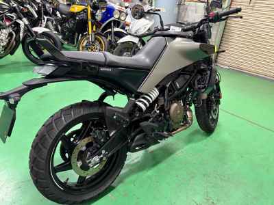 Husqvarna Svartpilen 250 2024