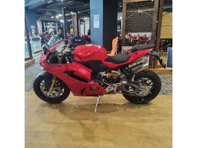 Ducati Panigale V2S 2026