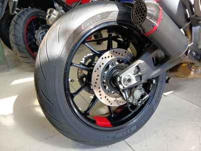 Ducati Monster 937+ 2023