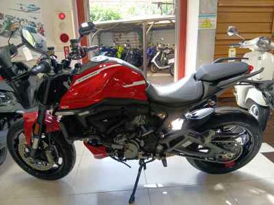 Ducati Monster 937+ 2023