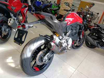 Ducati Monster 937+ 2023