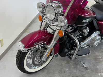 Harley-Davidson FLHFB Glide 2024