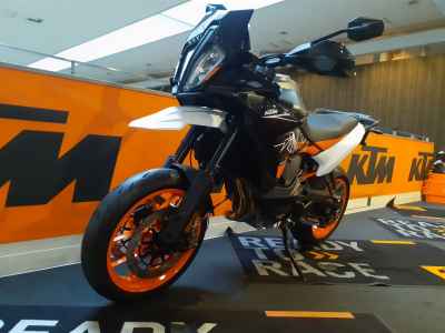 KTM 890 SMT 2024
