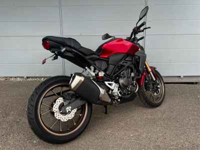 Honda CB250R