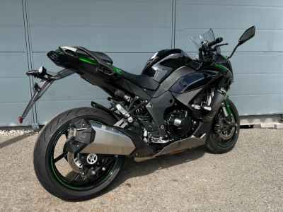 Kawasaki Ninja 1000SX 2023