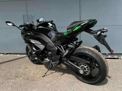 Kawasaki Ninja 1000SX 2023
