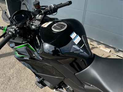 Kawasaki Ninja 1000SX 2023