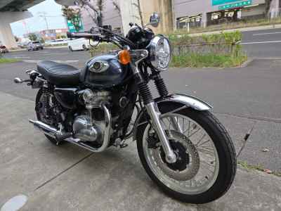 Kawasaki W800 2023