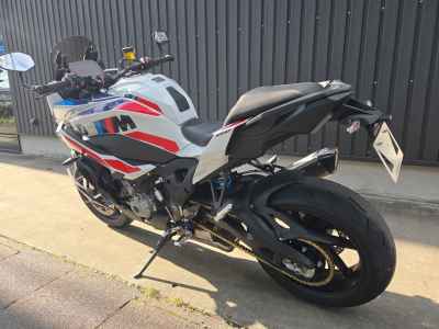 BMW M1000XR 2025