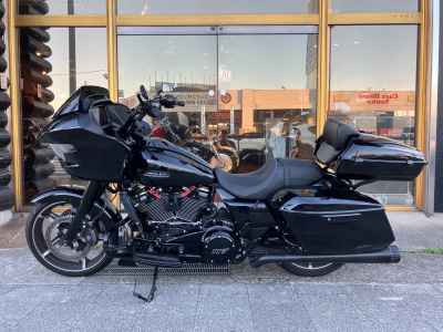 Harley-Davidson FLTRX Road Glide LIGHT 2024