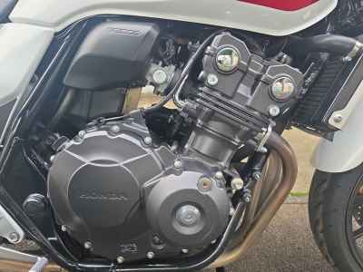 Honda CB400SF 2018