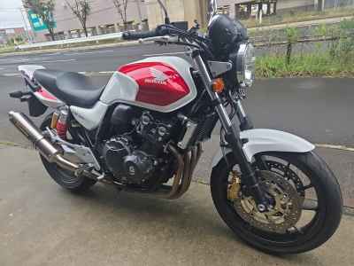Honda CB400SF 2018