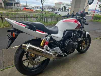 Honda CB400SF 2018