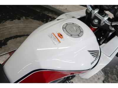 Honda CB400 Super Boldor 2011