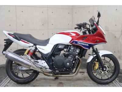 Honda CB400 Super Boldor 2014