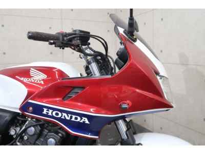 Honda CB400 Super Boldor 2014