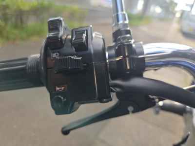 Yamaha SR400 2021