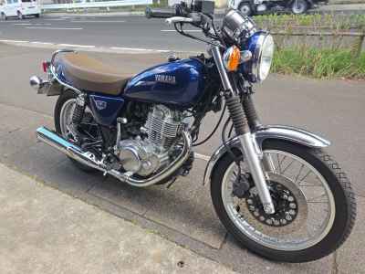 Yamaha SR400 2021