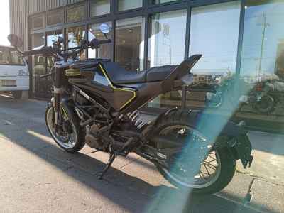 Husqvarna Svartpilen 401 2018