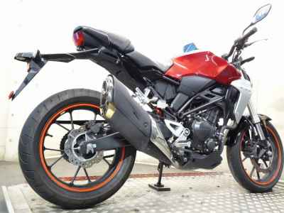 Honda CB250R 2018