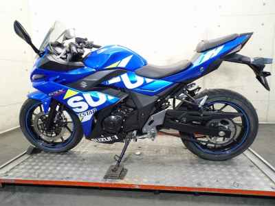 Suzuki GSX250R