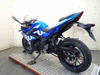 Suzuki GSX250R