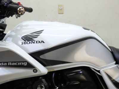 Honda CB400 Super Boldor 2012