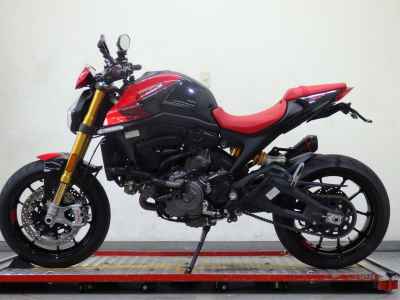 Ducati Monster 900 Monster SP 2024