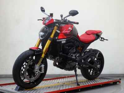 Ducati Monster 900 Monster SP 2024