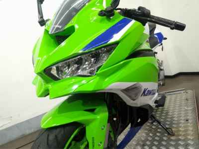 Kawasaki Ninja ZX-4RR 2024