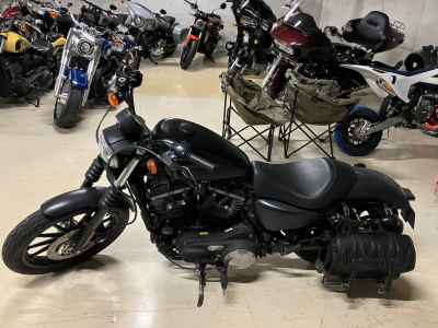 Harley-Davidson Sportster Iron XL883N 2010