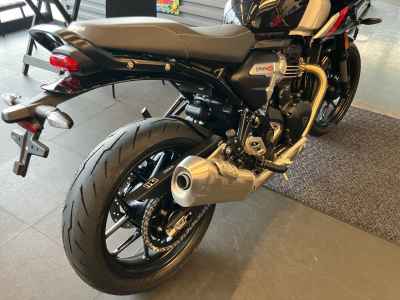Triumph Thruxton 400 2026