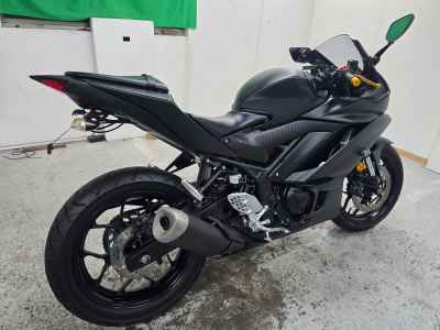 Yamaha YZF-R25 2020