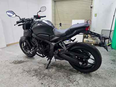 Honda CB650R 2023