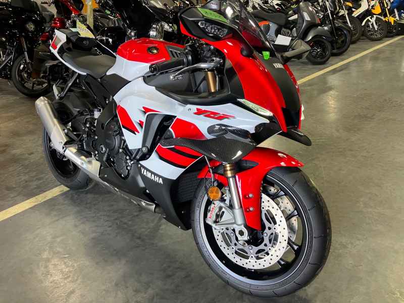 Yamaha YZF-R1 2026
