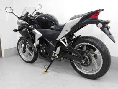 Honda CBR250R 2011