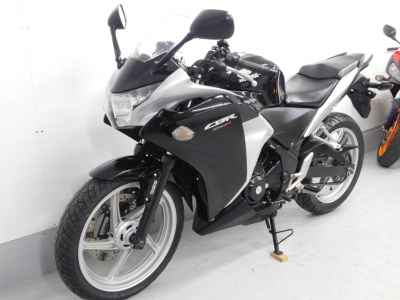 Honda CBR250R 2011