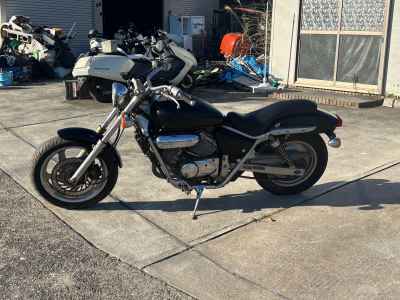 Honda Magna 250