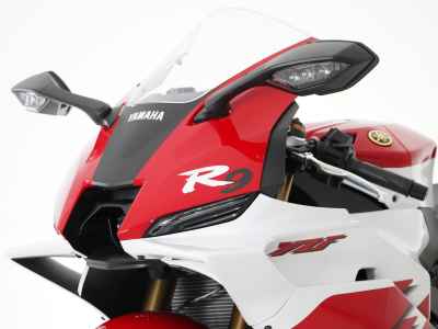Yamaha YZF-R9 70TH 2026