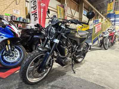 Husqvarna Svartpilen 401 2019