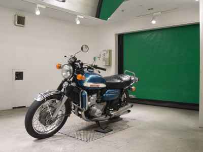 Suzuki GT750 2021