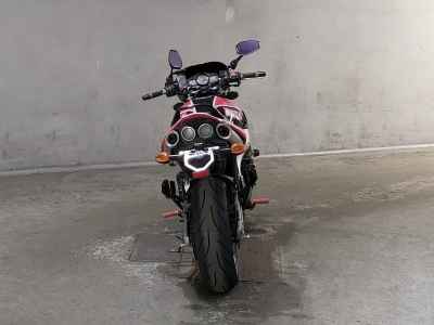 Suzuki GSR400 2010