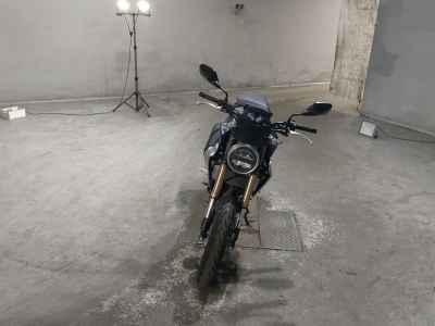 Honda CB250R 2019