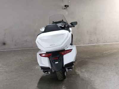 Honda GL1800 Gold Wing Tour DCT 2026