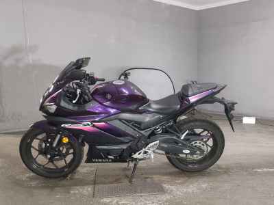 Yamaha YZF-R25 2023