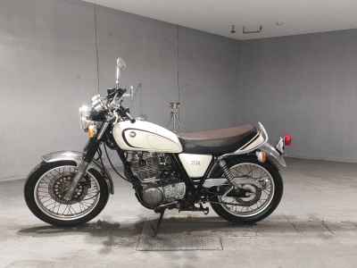 Yamaha SR400 2012