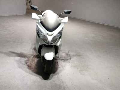 Suzuki Skywave 250S